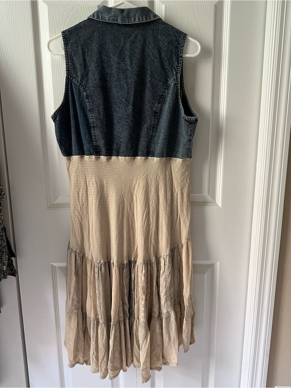 226 NWT Young Threads Front Open Asymmetrical High Low Top - Latte - Picture 5 of 7